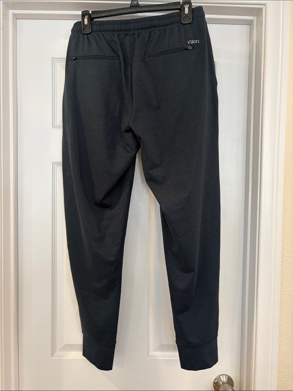 Vuori Men's Charcoal Jogger Pants with Drawstring - Picture 2 of 4